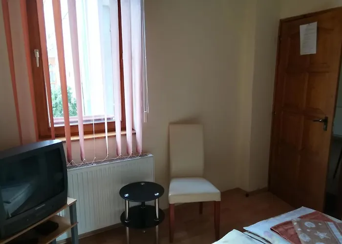 Szent Istvan Panzio Bed & Breakfast 3*